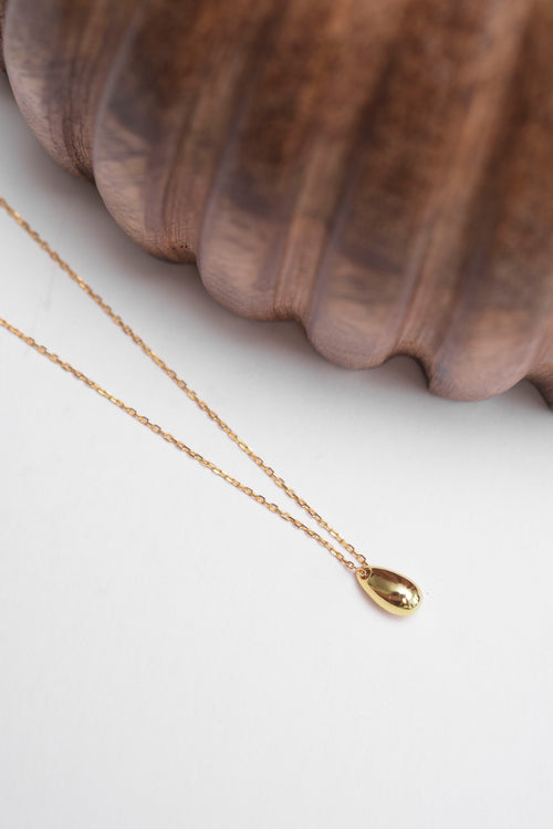 Water Drop Necklace in Gold - Corail Blanc