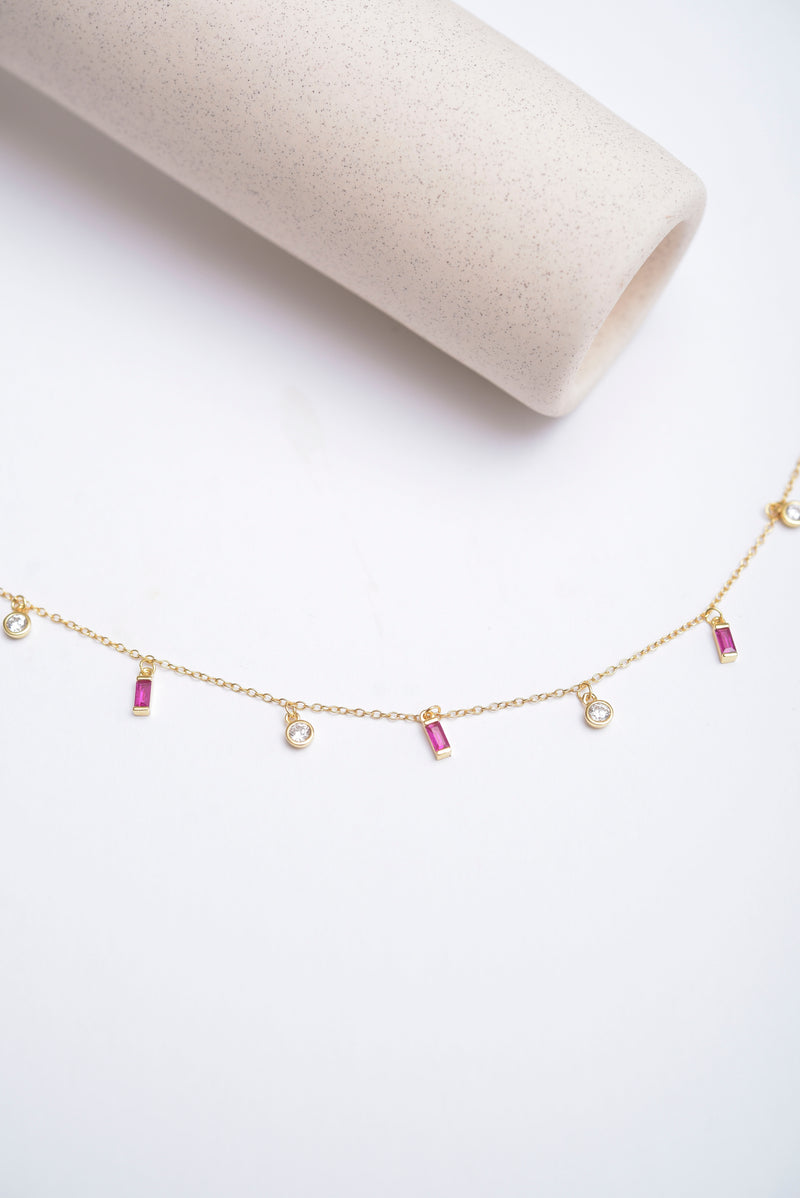 Lola Pink Crystal Necklace - Corail Blanc