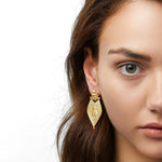 St. Ghazanchetsots Earrings - Corail Blanc