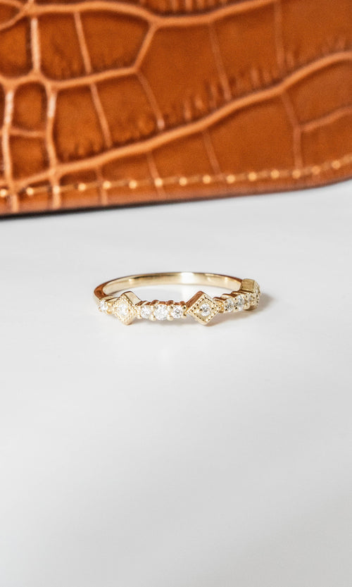 Juliette I Diamond Ring - Corail Blanc