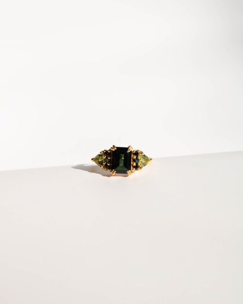 Green with Envy Topaz & Peridot Regal Ring - Corail Blanc