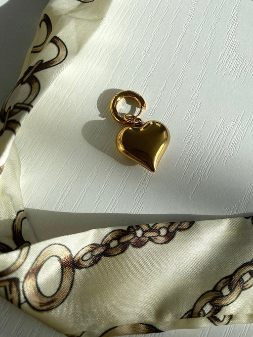 Heart Pendant Earrings in Gold - Corail Blanc