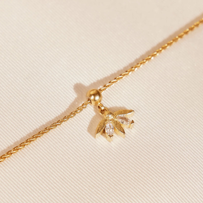 Irya Charm Bracelet - Corail Blanc