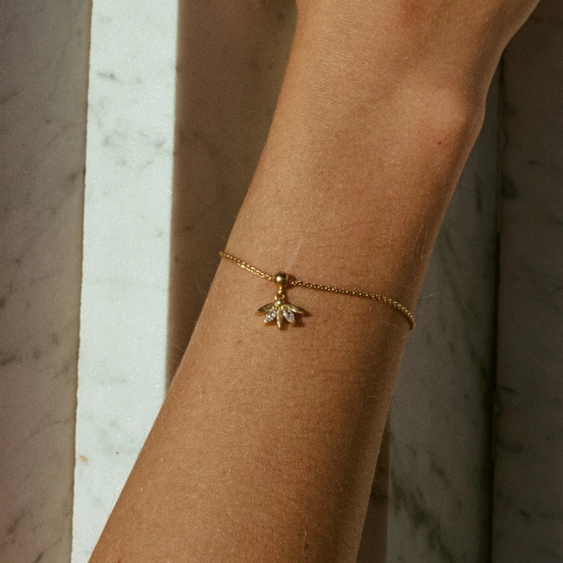 Irya Charm Bracelet - Corail Blanc