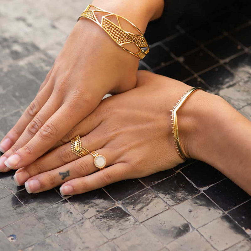 Etrusca Wide Wave Ring - Corail Blanc
