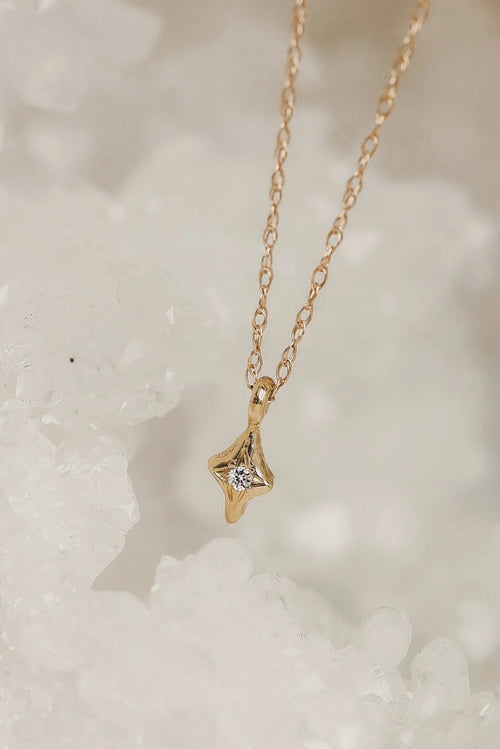 Solid Gold North Star Diamond Necklace - Corail Blanc