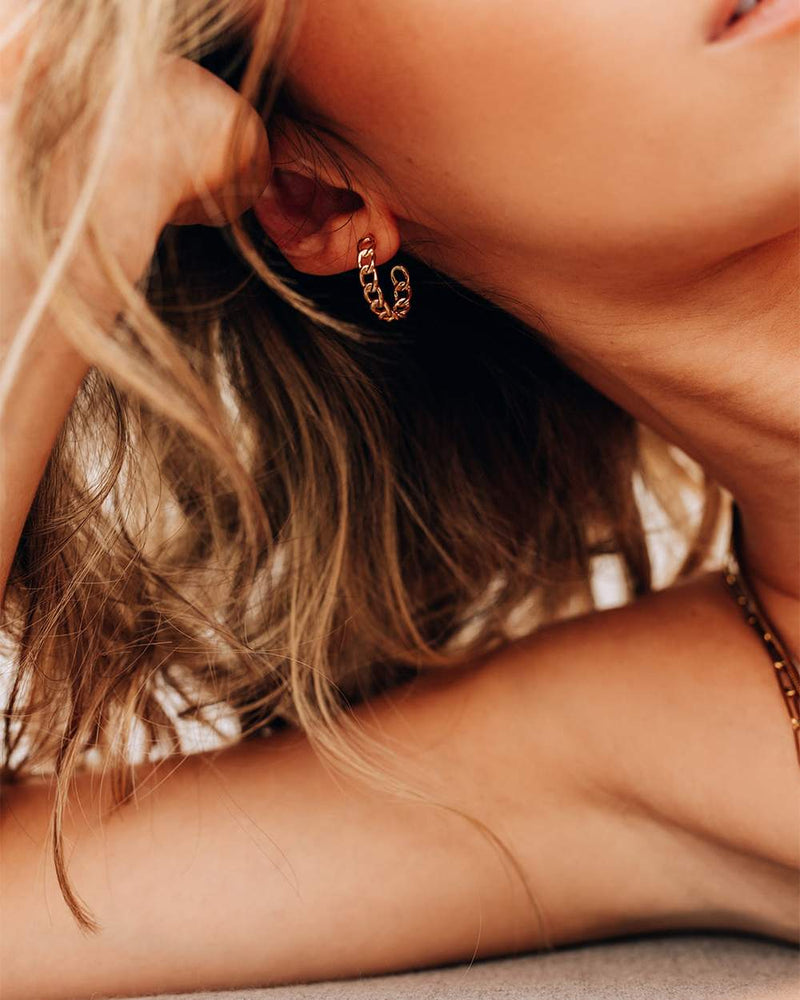 Cubano Hoop Earrings in Gold - Corail Blanc