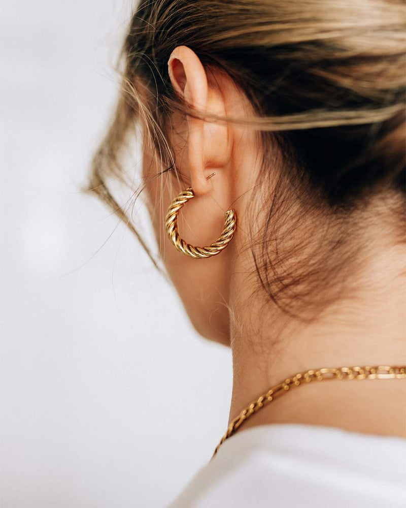 Spin Hoop Earrings in Gold - Corail Blanc