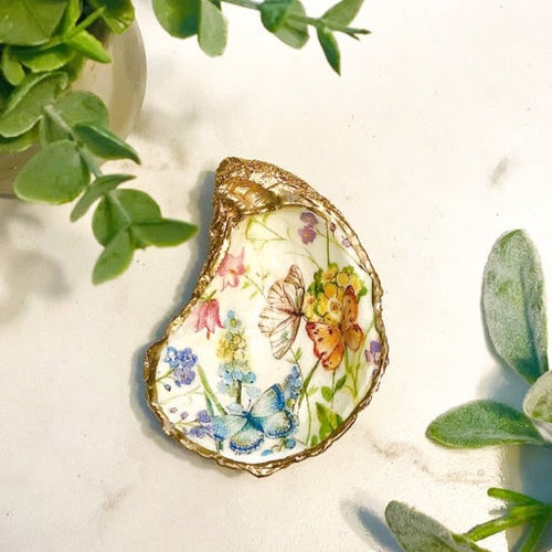 Butterfly Garden Oyster Trinket Dish - Corail Blanc