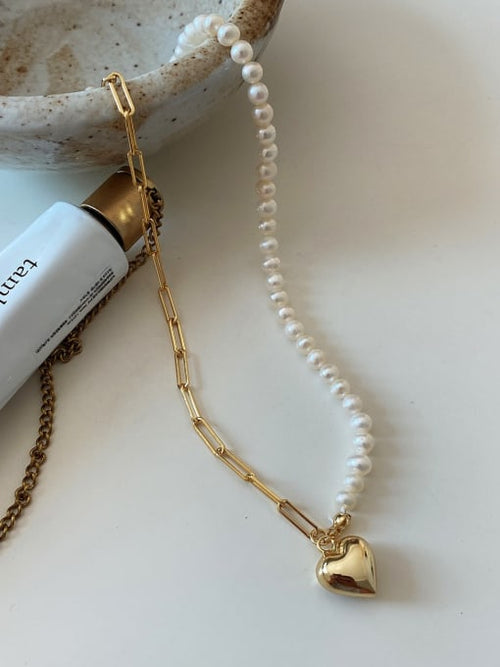 Love Asymmetric Pearl Necklace - Corail Blanc